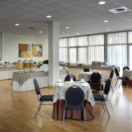 Hotel Exe Palmera 4*