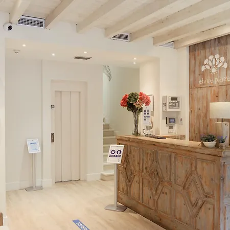 Boutique Elvira Plaza Hotel 3*