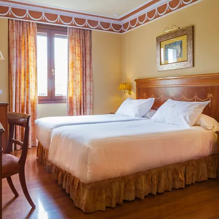 Inglaterra Hotel 4*