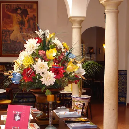 Abanico Casa Palacio 3* סביליה