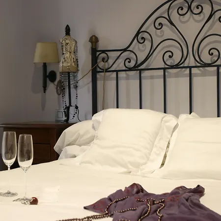 La Casa Del Maestro Boutique *