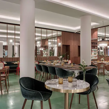Colon Gran Melia - The Leading Of The World 5* Seville