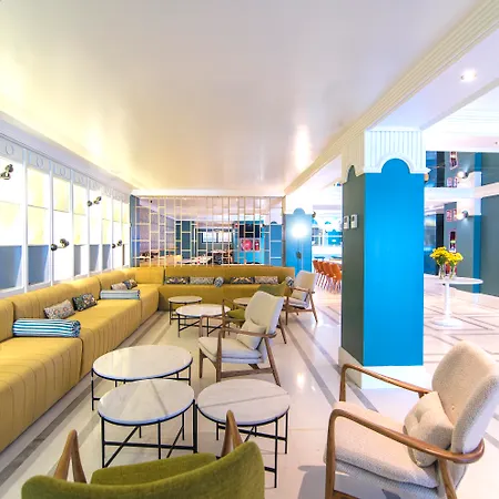 מלון Petit Palace Puerta De Triana