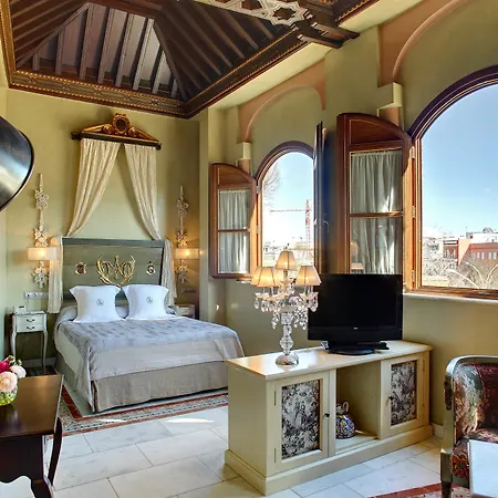 Sacristia De Santa Ana Hotel 3*