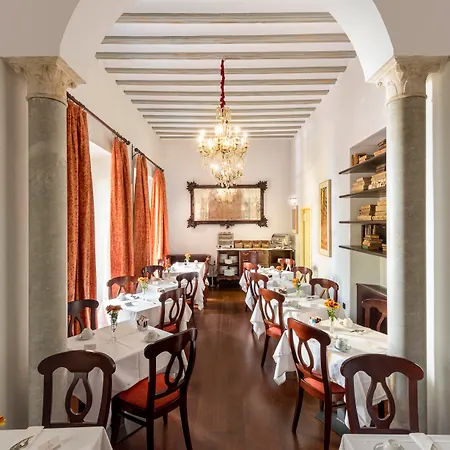 Hotel Casas De El Arenal Seville