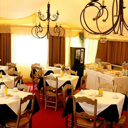 Palace Hotel 3*