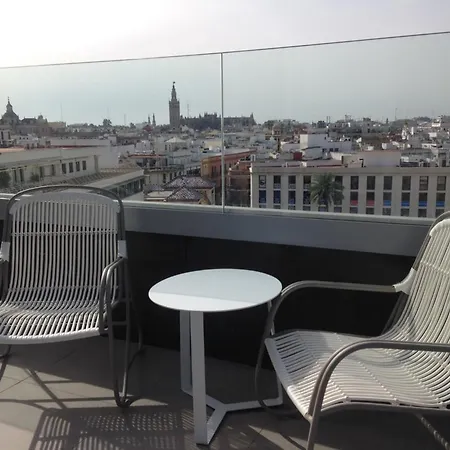America Hotel 4*