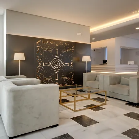 Hotel Monte Triana 4*