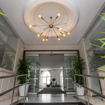 Monte Triana Hotel 4*