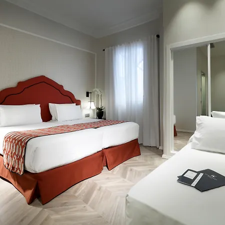 Hotel Eurostars Regina 3*