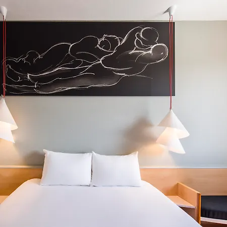 Ibis Hotel Sevilla