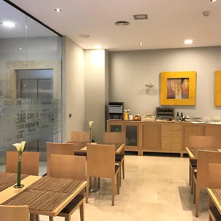 Aacr Museo 3* إشبيلية
