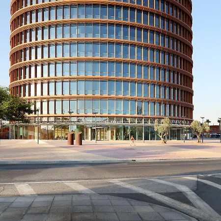 מלון Eurostars Torre סביליה