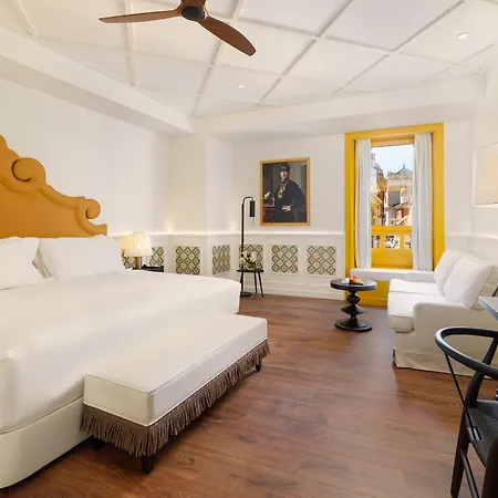 H10 Casa De La Plata Hotel 4*