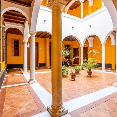 Palacios Malaver Apartment Seville