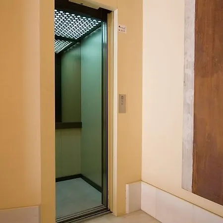 Villa River House