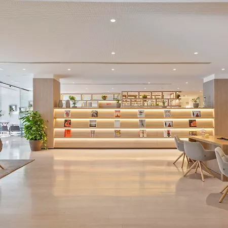 The Level At Melia Hotel
