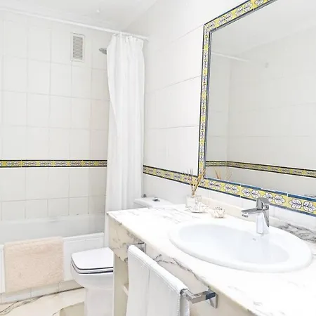 Beyourself By Sevillaluxurysuites * Seville