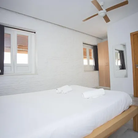 The Nomad Hostel&pension Hostel