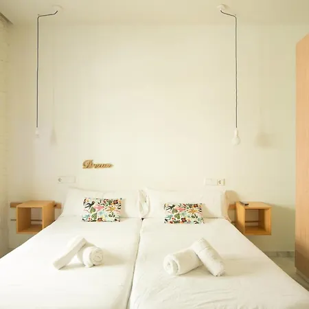 The Nomad Hostel&pension Hostel *