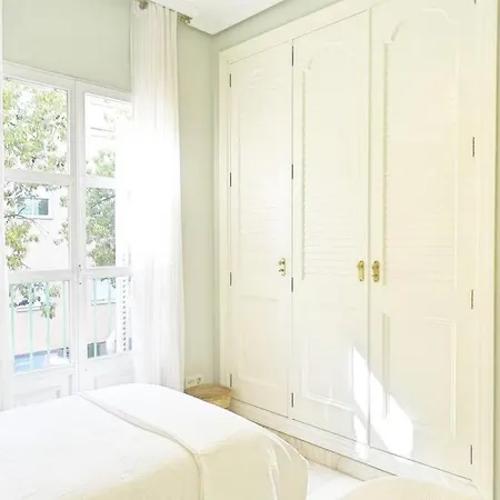 Apartment Beyourself By Sevillaluxurysuites Seville