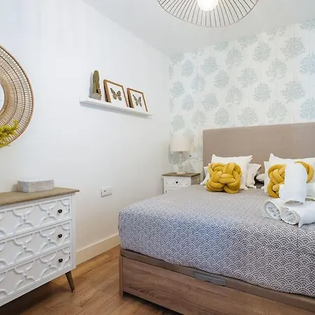 New In Traditional Building Of The Xvi Century Seville