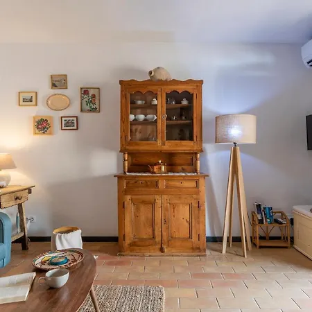 Apartment Andalusian Courtyard Seville