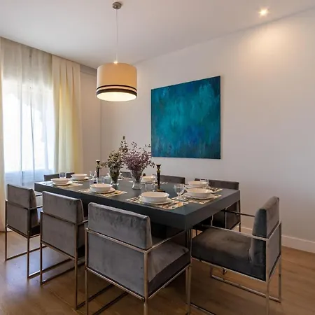 Apartment Plaza De Espana Deluxe By Valcambre *