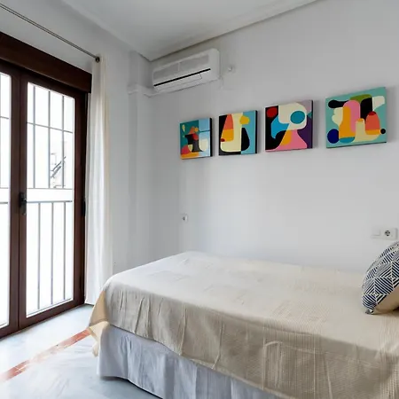 Holi-rent Cuna * Seville
