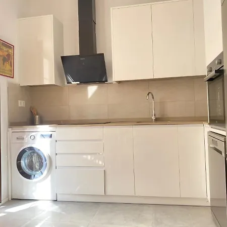 Hispalis Menendez Pelayo Apartment