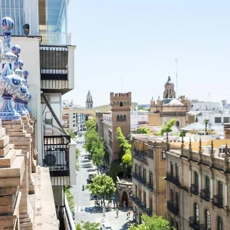 Deluxe * Sevilla