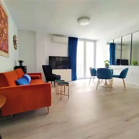 Apartment Premium Al Lado De La Giralda Seville