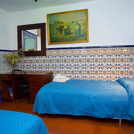 Santa Maria La Blanca Guest house 2*
