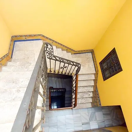 Apartamento ático En Calatrava - Vistas Y Gran Terraza Privada *