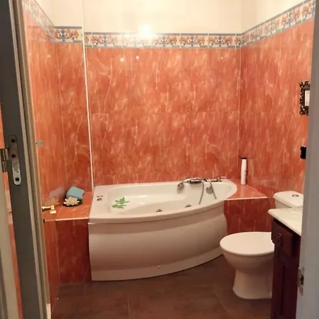 En Pleno Centro De 3 3 Banos Privados Apartment Marchena (Seville)