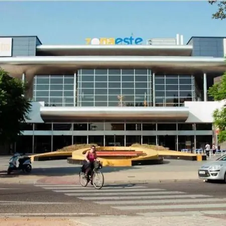 Fibes Con Parking Gratis Apartment Seville