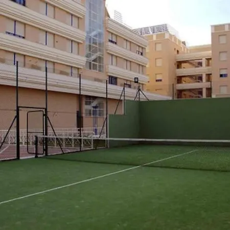 Fibes Con Parking Gratis. Sevilla Este. Appartamento
