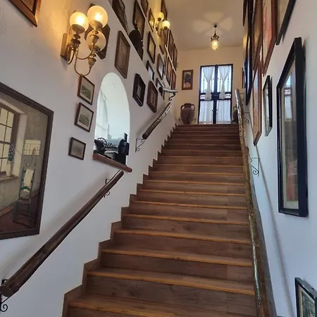 Exclusiva Villa *