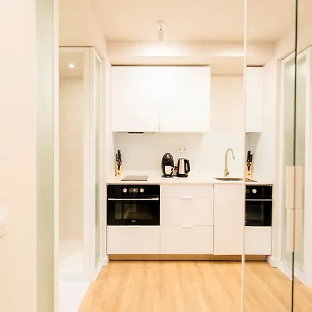 1bd 1bth - Center- Alfalfa * Seville
