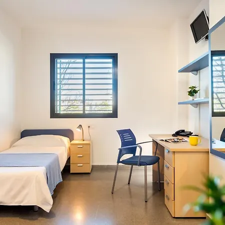 Micampus Estanislao Del Campo, Student Appartement *