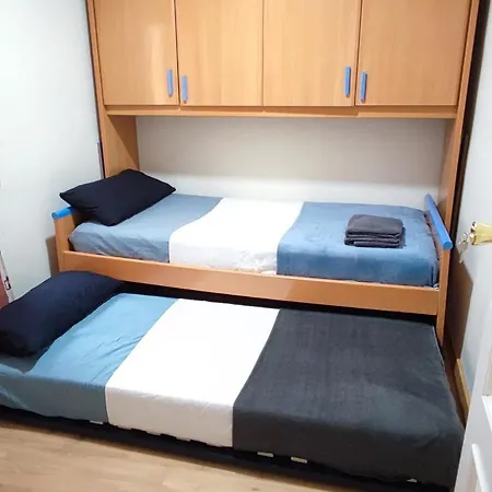 Doble Or Individual Bed Near Center Free Parking