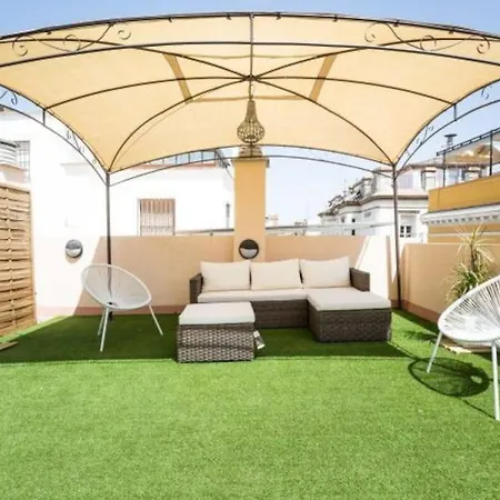 Esse Atico. Precioso Atico Con Terraza En Pleno Centro Seville