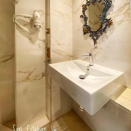 Triplex San Esteban 16 Senorial * Seville