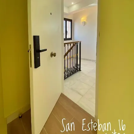 Apartment Triplex San Esteban 16 Senorial