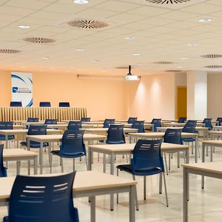 Micampus Estanislao Del Campo, Student Sevilla