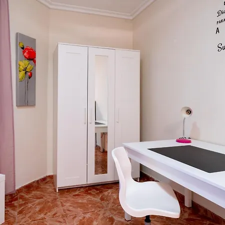 Apartment Holi-rent Miraflores Seville
