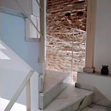 Luxury Complete Building In The Heart Of * Seville