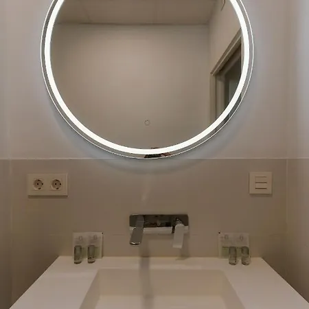 O&l Punonrostro Bright Minimalist Apartment *