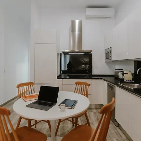 O&l Punonrostro Bright Minimalist Seville