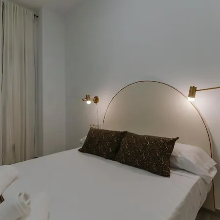 O&l Punonrostro Bright Minimalist * Seville